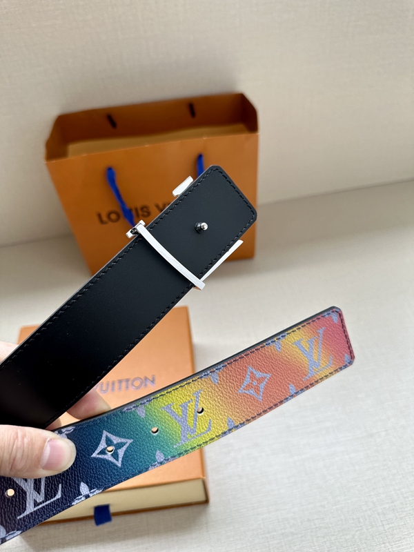 激安ルイヴィトンベルト内部構造